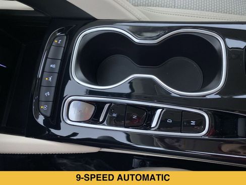 Certified 2023 Buick Envision Preferred AWD/4WD image 7