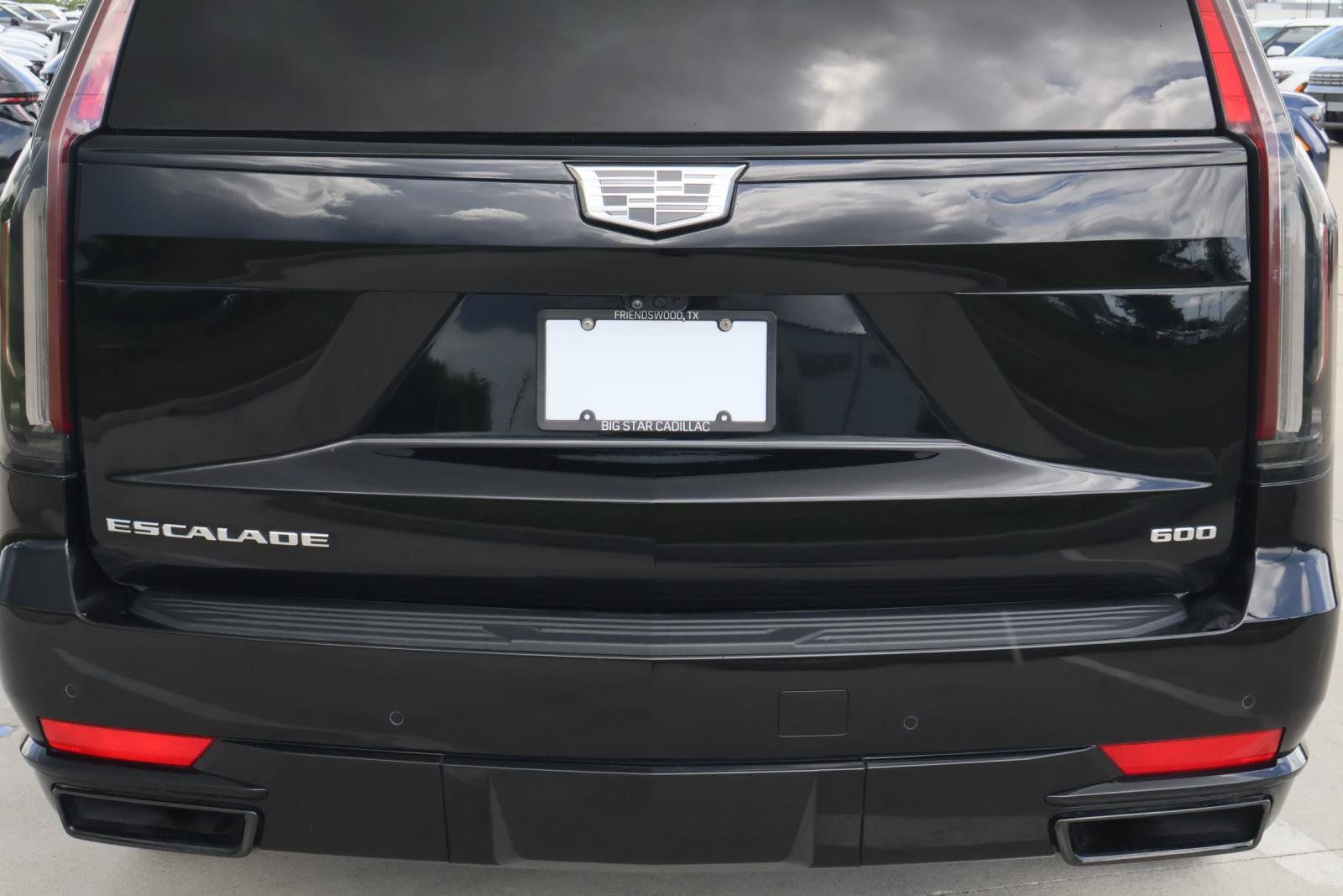 Used 2023 Cadillac Escalade Sport Platinum RWD image 10