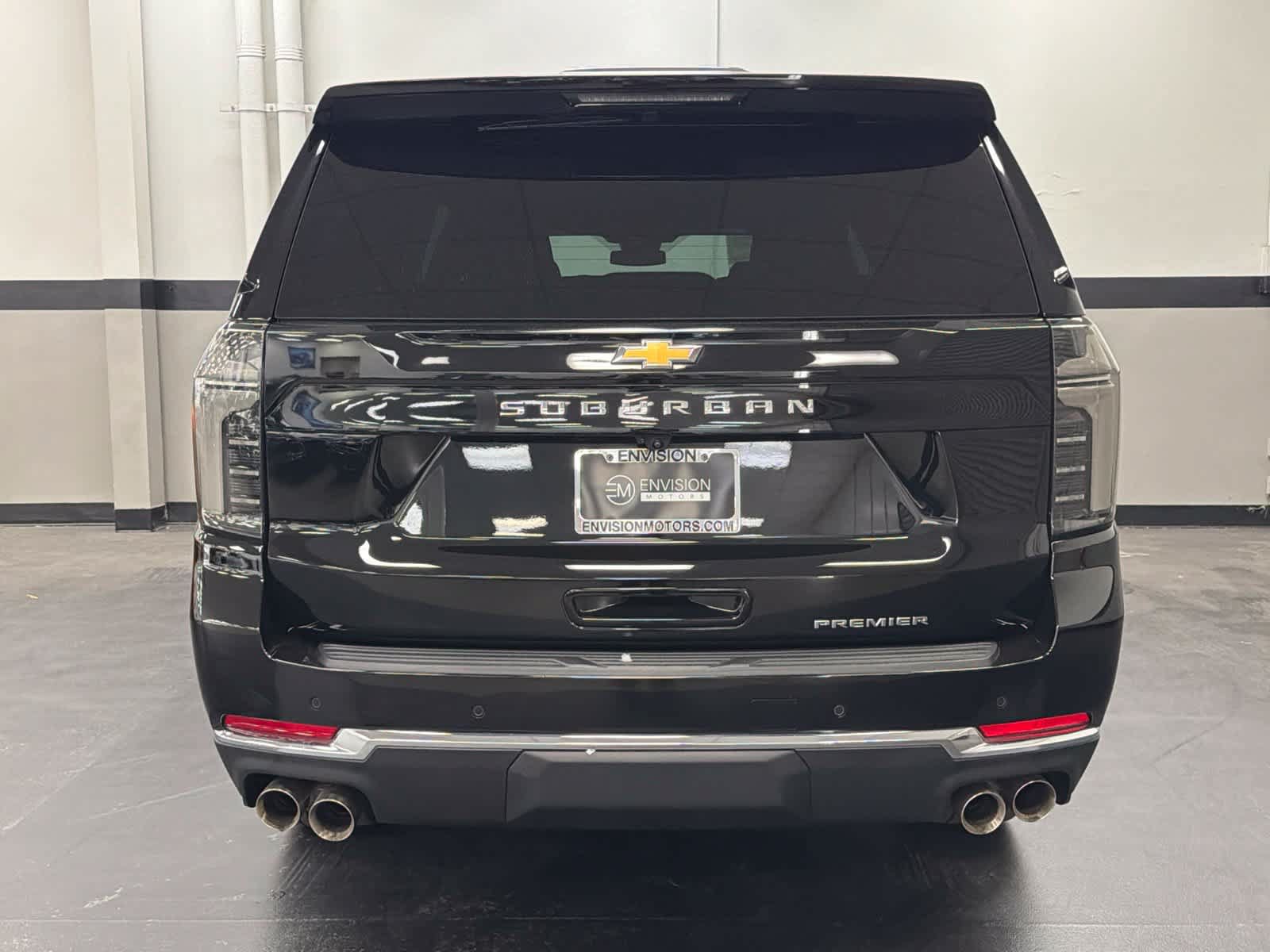 Used 2025 Chevrolet Suburban Premier w/ Sun And Tow Package AWD/4WD image 11