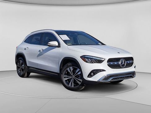 Used 2025 Mercedes-Benz GLA 250 image 4