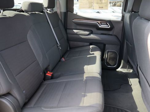 Certified 2025 Chevrolet Silverado 1500 LT image 24