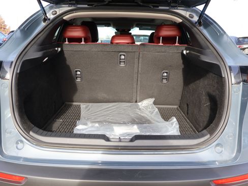 Certified 2025 MAZDA CX-30 AWD 2.5 S w/ Preferred Package image 19