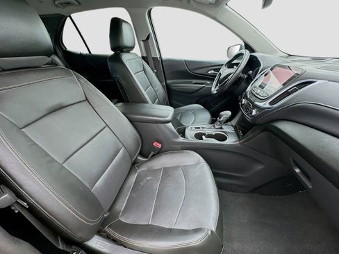 Used 2020 Chevrolet Equinox Premier image 22