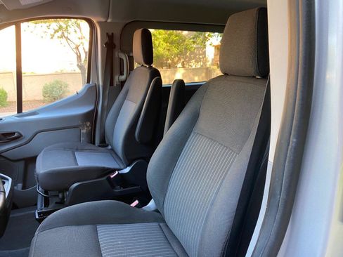 Used 2017 Ford Transit 350 XLT RWD image 21