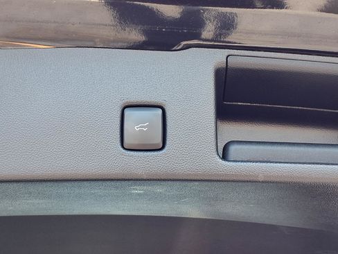 Certified 2023 Ford Escape Active AWD/4WD image 21