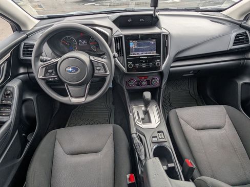 Used 2017 Subaru Impreza 2.0i Premium image 13