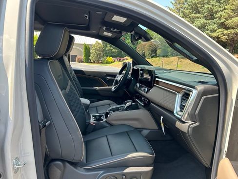 New 2026 GMC Canyon Denali AWD/4WD image 50
