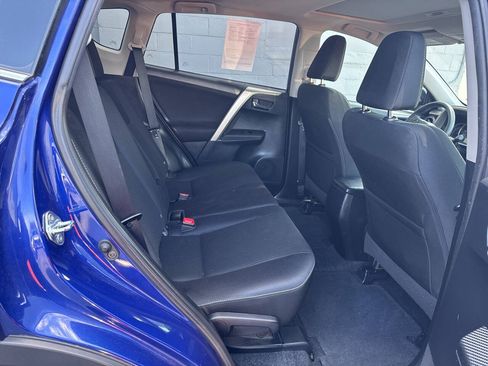 Used 2014 Toyota RAV4 XLE AWD/4WD image 20
