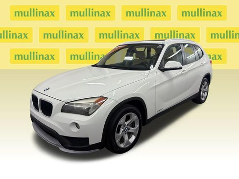 Used 2015 BMW X1 sDrive28i RWD image 12