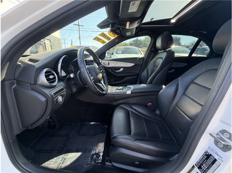 Used 2020 Mercedes-Benz C 300 Sedan w/ Premium Package image 15