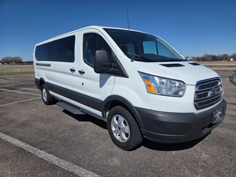 Certified 2017 Ford Transit 350 XLT image 3