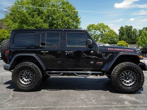 Used 2019 Jeep Wrangler Unlimited Rubicon AWD/4WD image 2