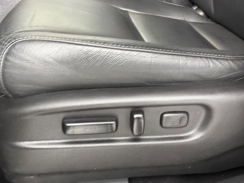 Used 2018 Honda Pilot Touring image 26