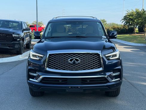 Used 2021 INFINITI QX80 Luxe w/ All-Season Package AWD/4WD image 8