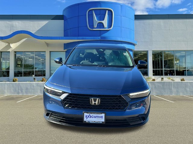 Used 2024 Honda Accord EX image 2