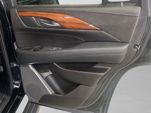 Used 2015 Cadillac Escalade Premium AWD/4WD image 30