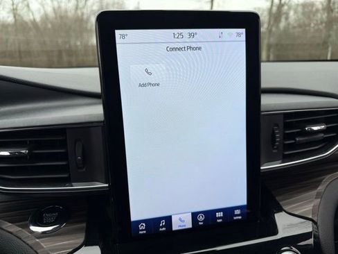 Certified 2023 Ford Explorer Limited w/ Limited Technology Package image 28