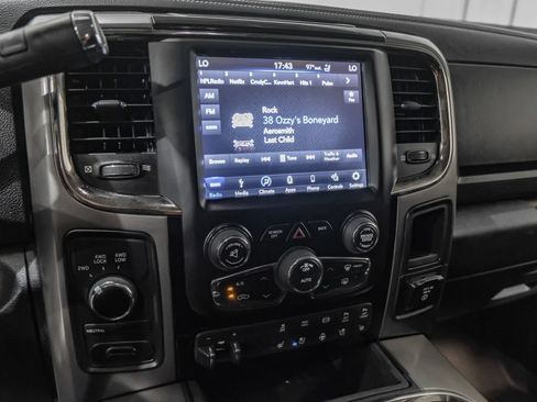 Used 2018 RAM 2500 Laramie w/ Sport Appearance Group AWD/4WD image 24