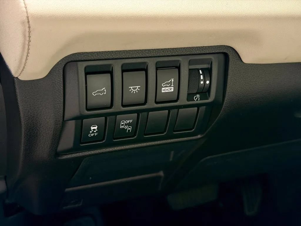 Used 2020 Subaru Ascent Limited w/ Technology Package AWD/4WD image 46