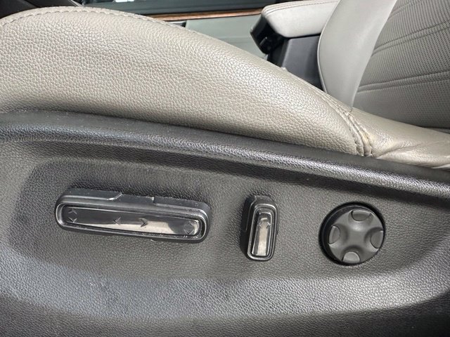 Used 2019 Honda CR-V EX image 23