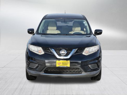 Used 2015 Nissan Rogue S image 2