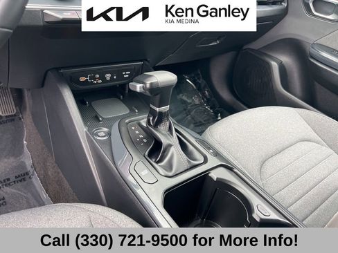 Certified 2025 Kia K4 EX FWD image 35
