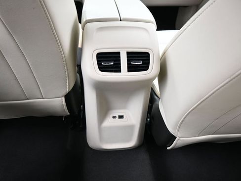 Used 2023 Buick Envision Preferred image 37