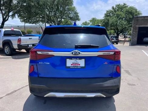 Used 2021 Kia Seltos S FWD image 9