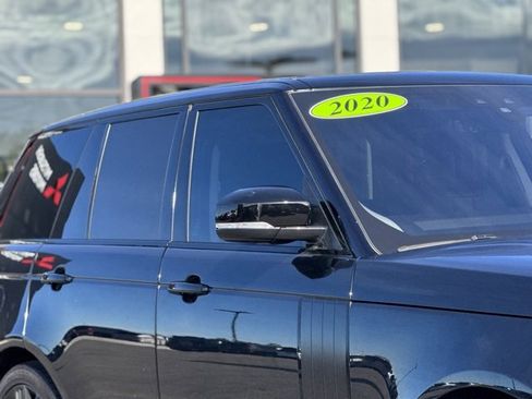 Used 2020 Land Rover Range Rover HSE image 3