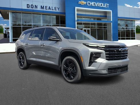New 2027 Chevrolet Traverse LT w/ Midnight/Sport Edition AWD/4WD image 1