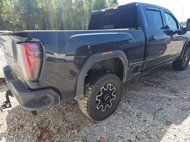 Used 2025 GMC Sierra 2500 AT4X AWD/4WD image 8