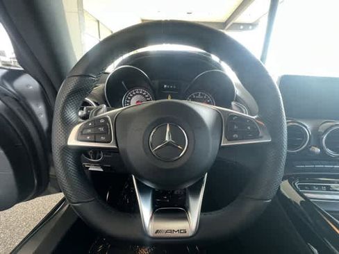 Used 2018 Mercedes-Benz AMG GT Roadster image 26