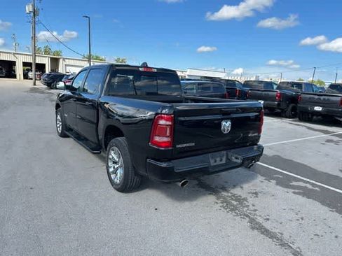 Used 2023 RAM 1500 Laramie AWD/4WD image 18