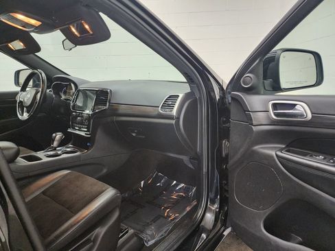 Used 2021 Jeep Grand Cherokee Laredo X AWD/4WD image 33