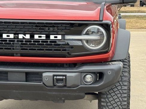 Used 2023 Ford Bronco Wildtrak image 10