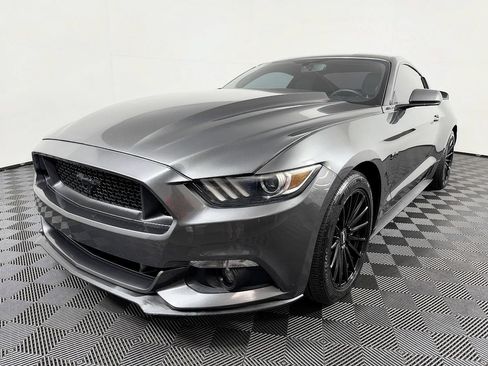 Used 2016 Ford Mustang GT w/ Black Accent Package RWD image 3