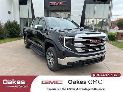 New 2025 GMC Sierra 1500 SLE w/ Preferred Package