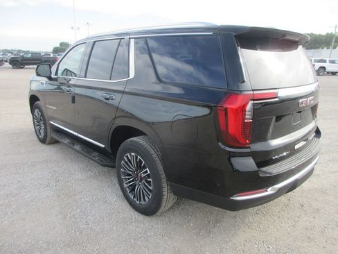 New 2026 GMC Yukon Elevation w/ Elevation Premium Package AWD/4WD image 6