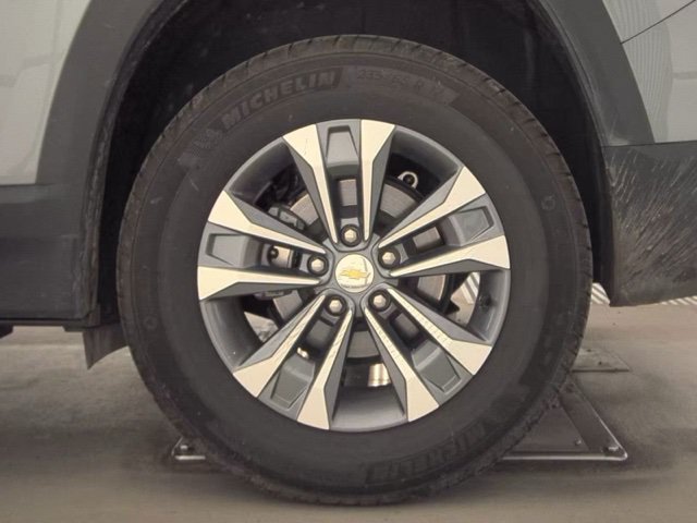 Used 2026 Chevrolet Equinox LT AWD/4WD image 22