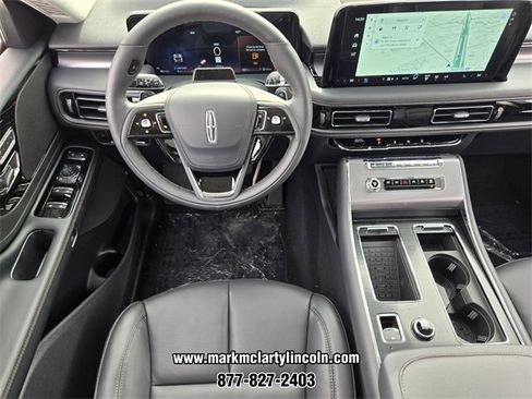 New 2026 Lincoln Aviator AWD image 9