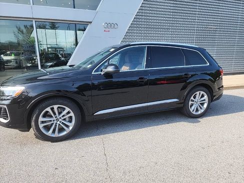 Used 2026 Audi Q7 3.0T Premium Plus w/ Premium Plus Package AWD/4WD image 2