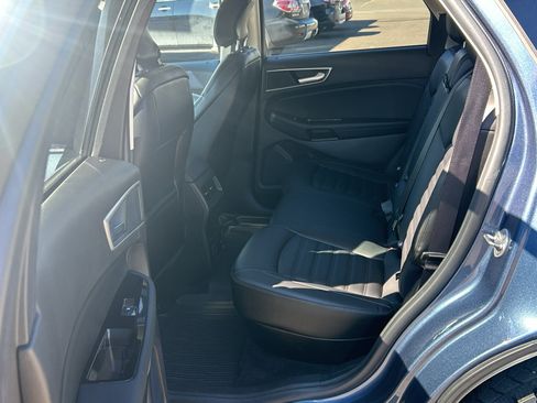 Used 2019 Ford Edge SEL w/ Equipment Group 201A AWD/4WD image 30
