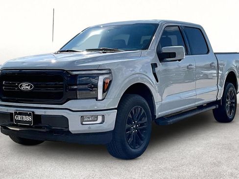 Used 2024 Ford F150 Lariat w/ FX4 Off-Road Package AWD/4WD image 12
