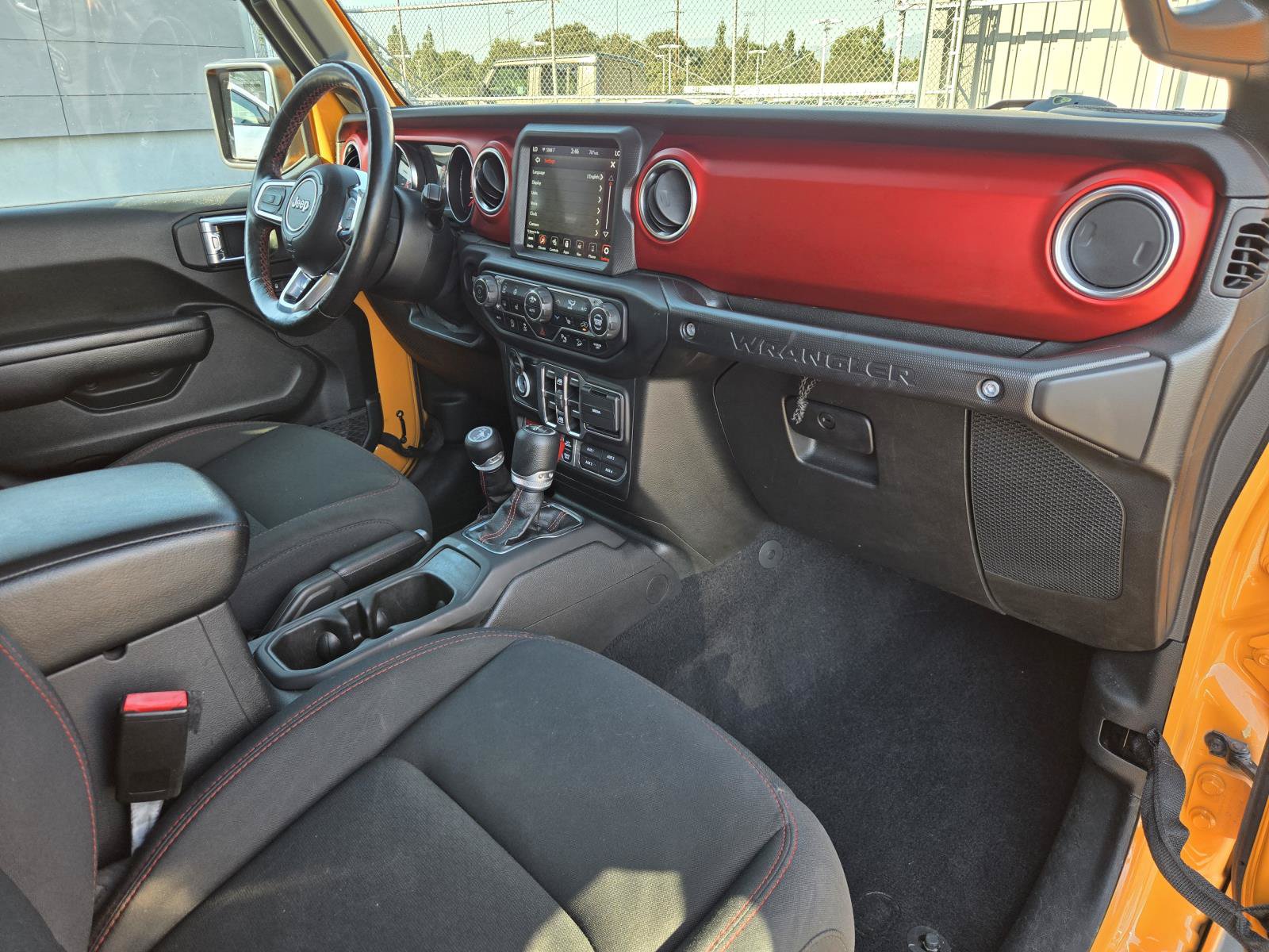 Used 2021 Jeep Wrangler Unlimited Rubicon AWD/4WD image 35