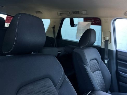 Certified 2022 Nissan Pathfinder SV image 21