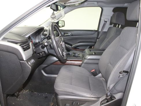 Used 2017 GMC Yukon SLE w/ SLE Value Package RWD image 18