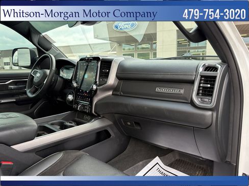 Used 2024 RAM 1500 Laramie AWD/4WD image 11