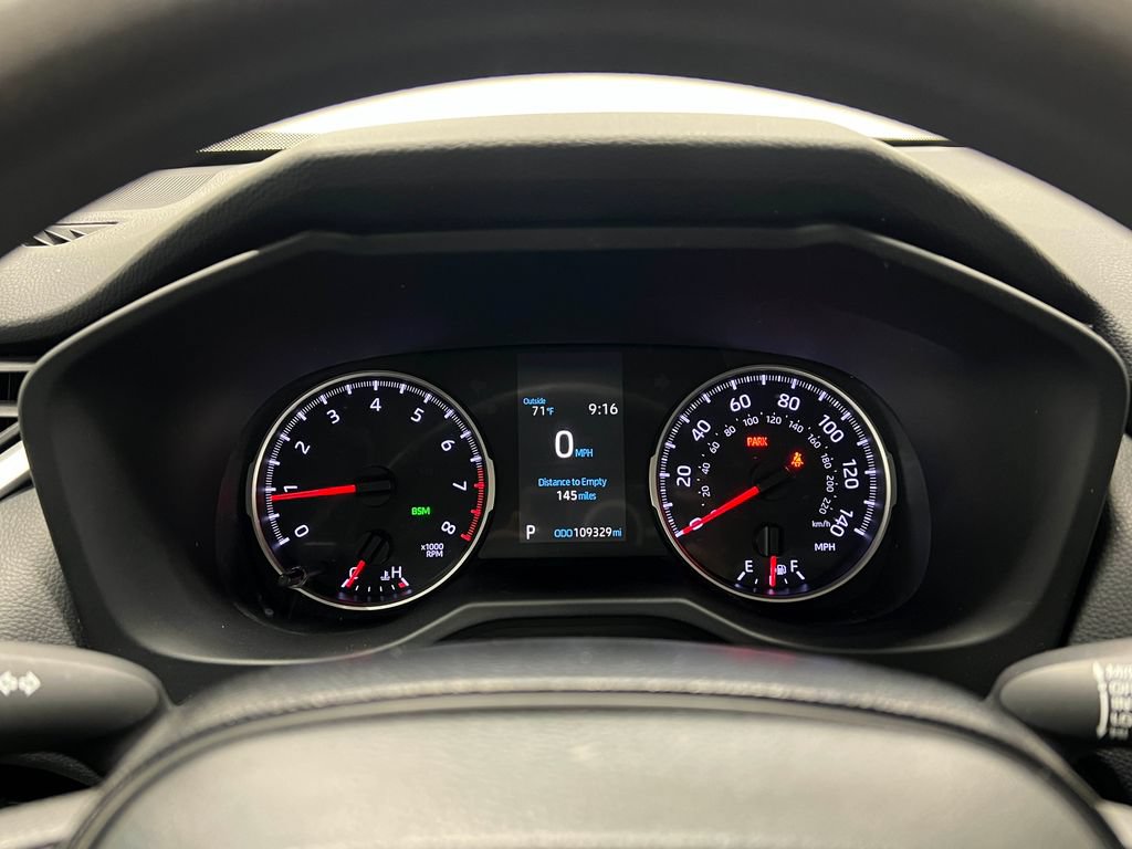 Used 2020 Toyota RAV4 XLE AWD/4WD image 22