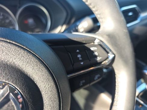 Used 2020 MAZDA CX-5 Touring image 17