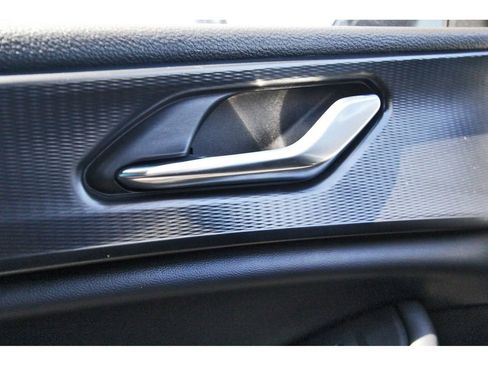 Used 2025 Jeep Grand Cherokee Altitude image 19